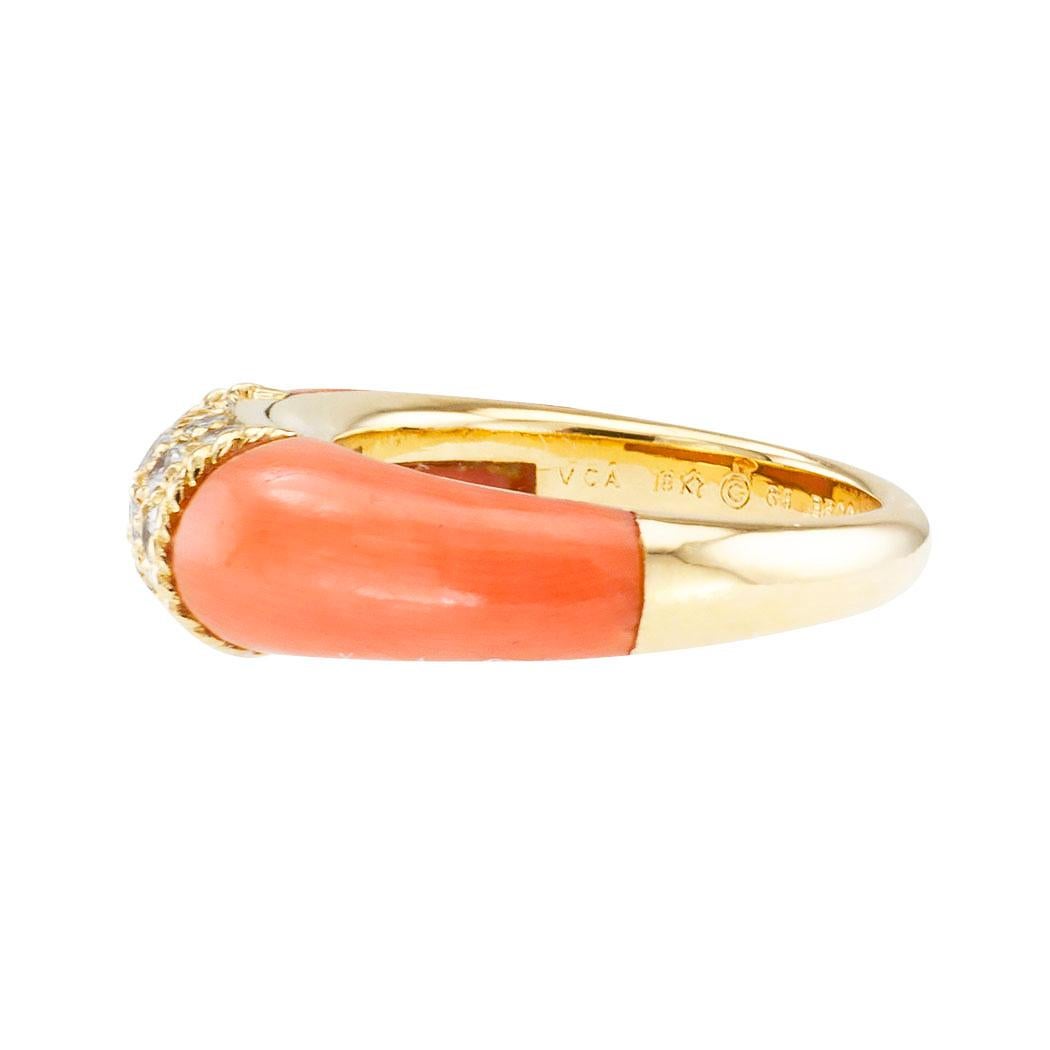 Van Cleef & Arpels Pink Coral Diamond Yellow Gold Ring In Good Condition In Los Angeles, CA