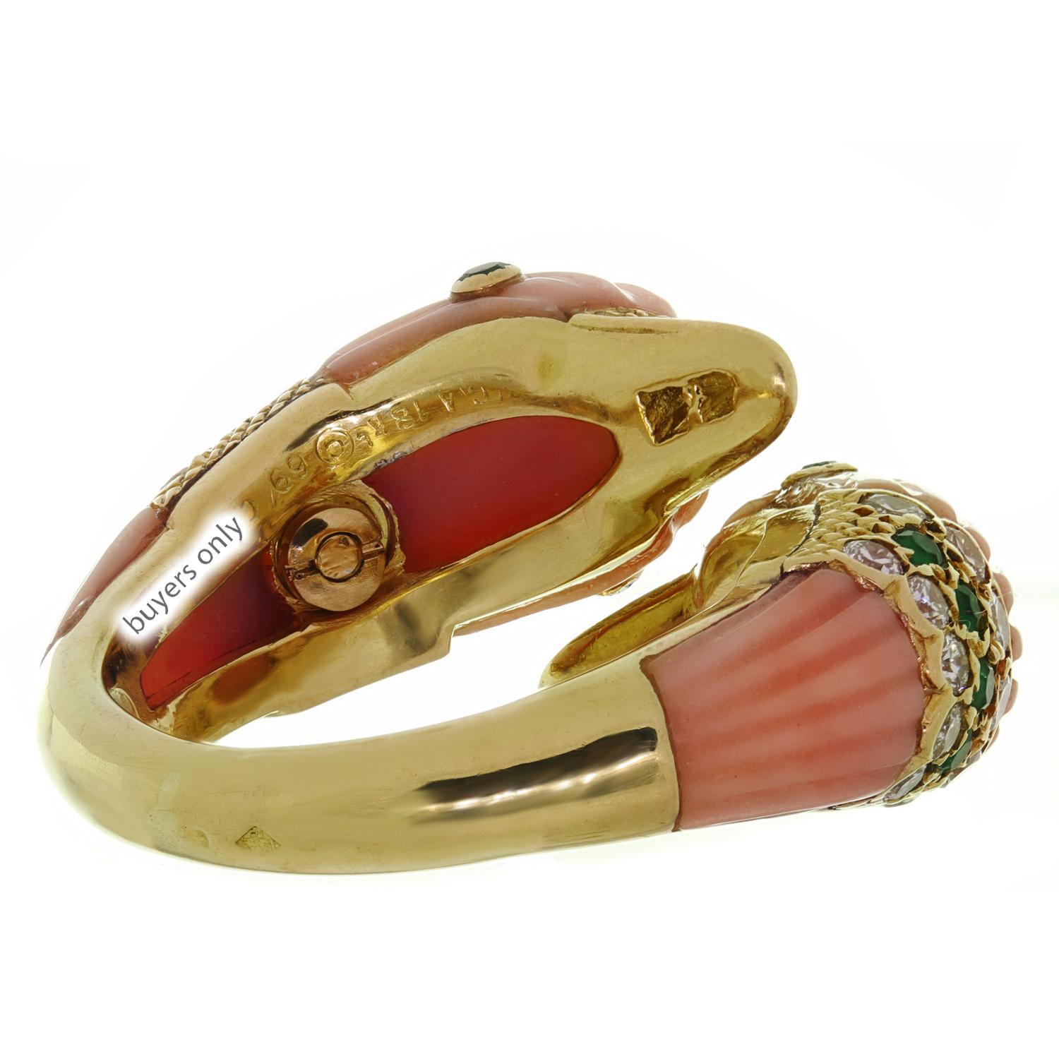 VAN CLEEF & ARPELS Pink Coral Emerald Diamond YG Bypass Dolphins Ring. Sz.54 2