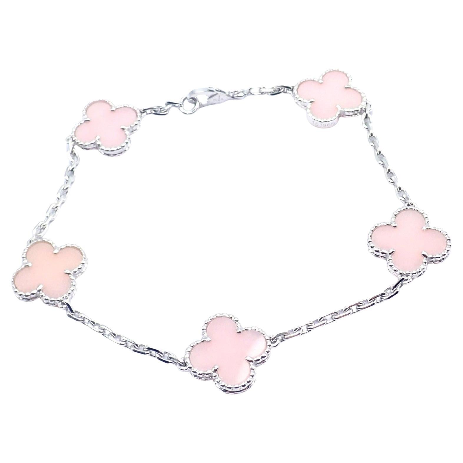 Van Cleef & Arpels Bracciale Vintage Alhambra Cinque Motivi in oro bianco con opale rosa