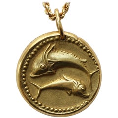 Retro Van Cleef & Arpels Pisces Zodiac Pendant on a Gold Chain