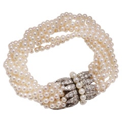 Van Cleef & Arpels Platinum and Diamond Bow Clasp Pearl Bracelet