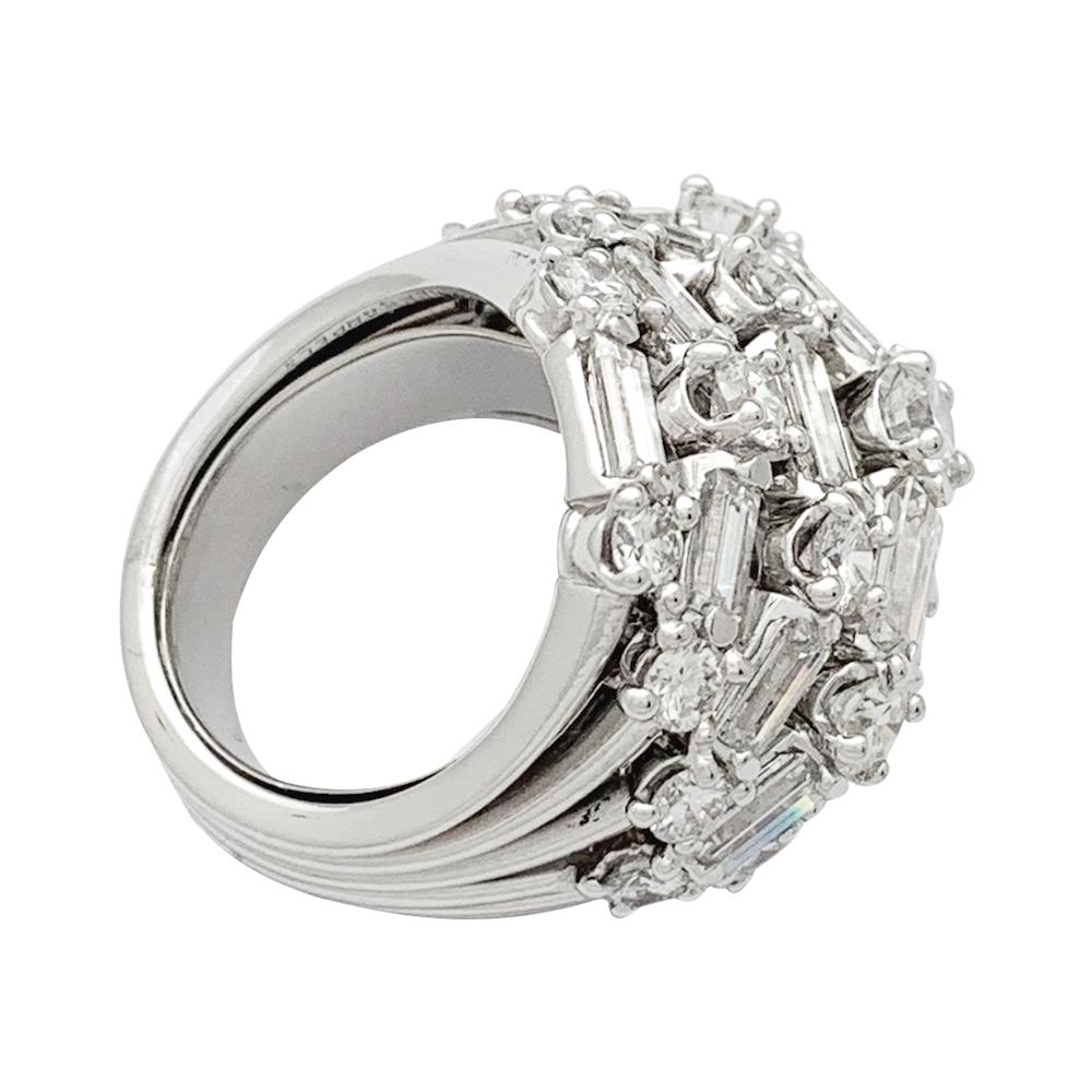 Women's or Men's Van Cleef & Arpels Platinum and Diamonds Dome Ring