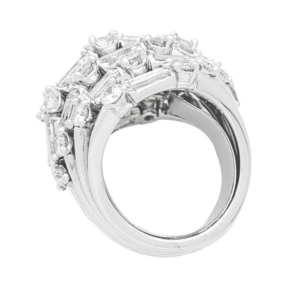 Van Cleef & Arpels Platinum and Diamonds Dome Ring 3