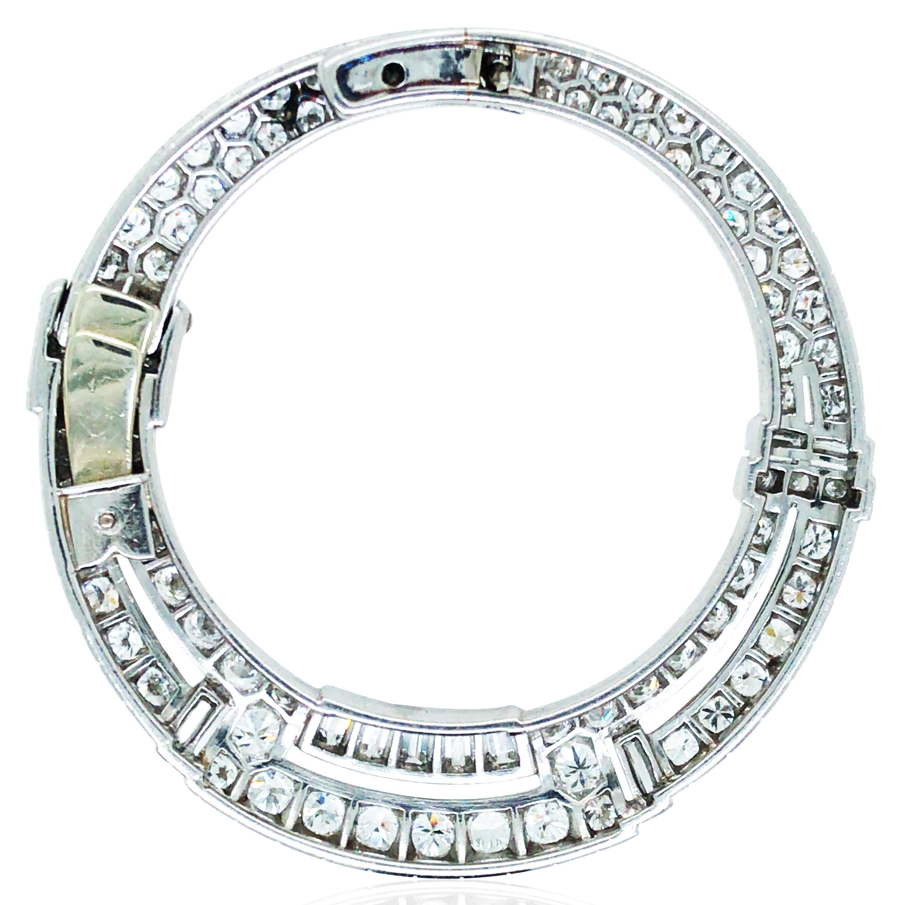 Round Cut Van Cleef & Arpels, Platinum Diamond Circle Brooch For Sale