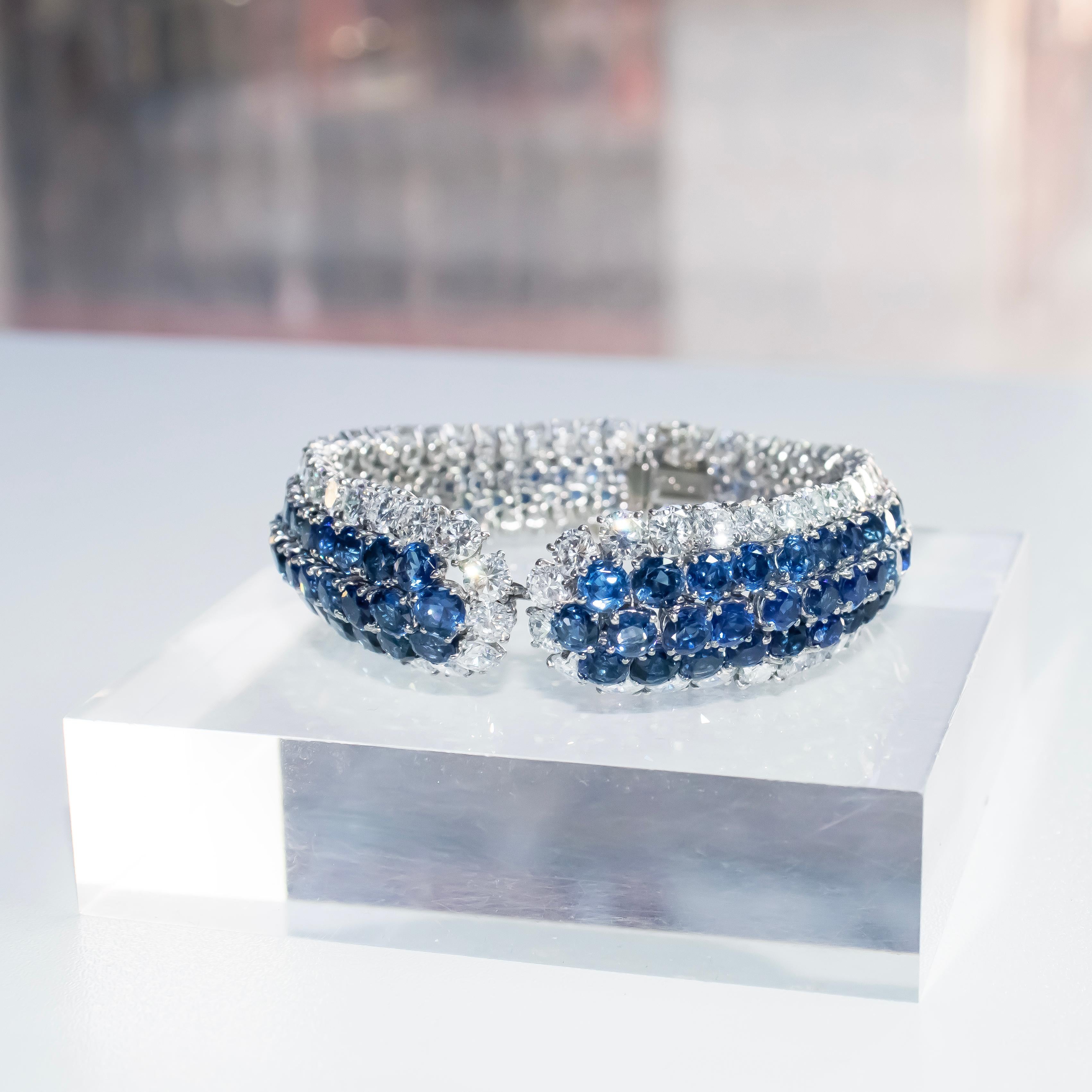 Van Cleef & Arpels Platin-Armband mit Diamanten und Saphiren  (Art déco) im Angebot