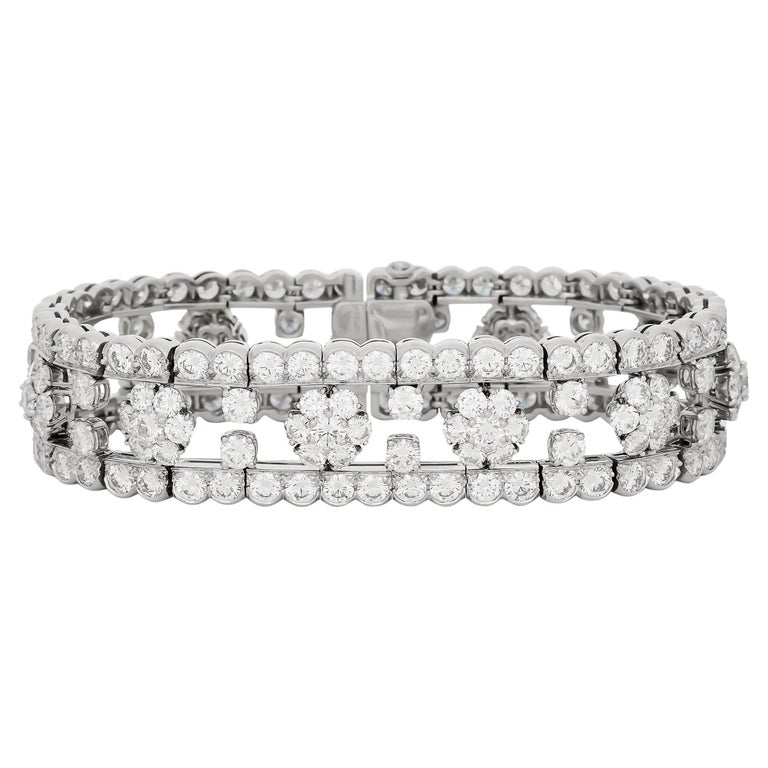 Van Cleef and Arpels Platinum Diamond Snowflake Bracelet For Sale