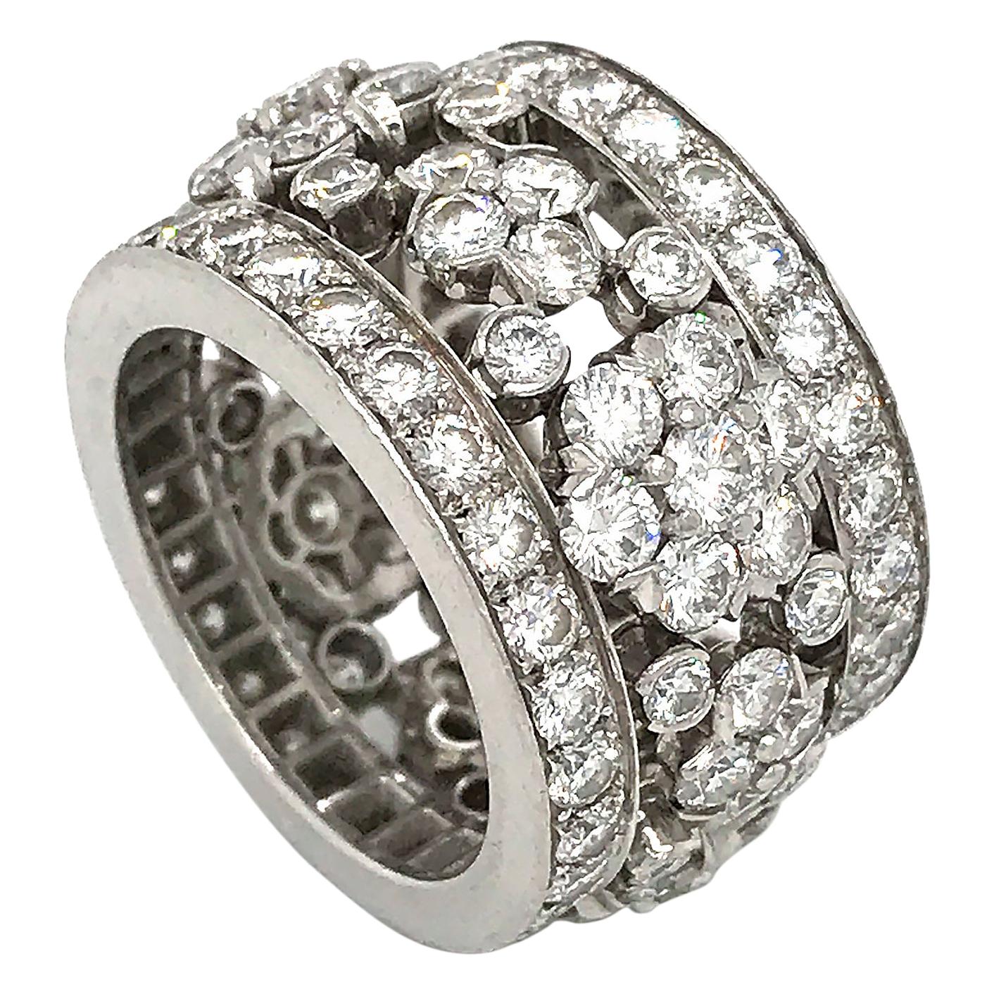 Van Cleef & Arpels Platinum Diamond "Snowflake" Ring 5.50 Carat