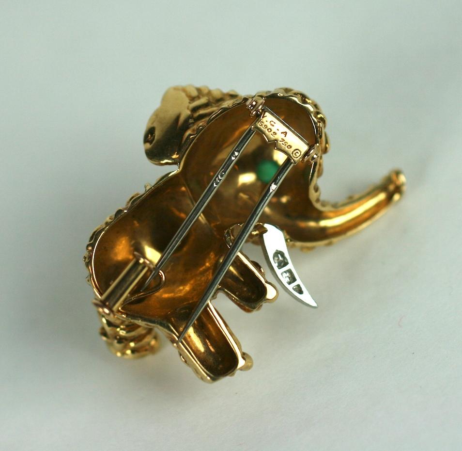 Round Cut Van Cleef & Arpels Playful Elephant Clip