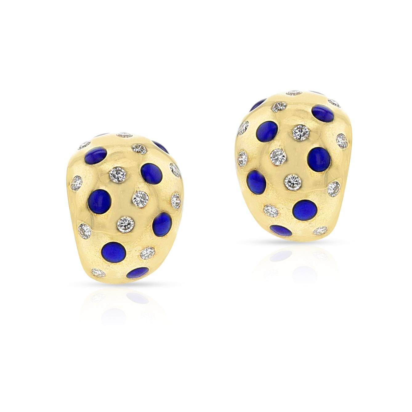 Van Cleef & Arpels Plique a Jour Enamel and Diamond Earring and Ring Set, 18k In Excellent Condition For Sale In New York, NY