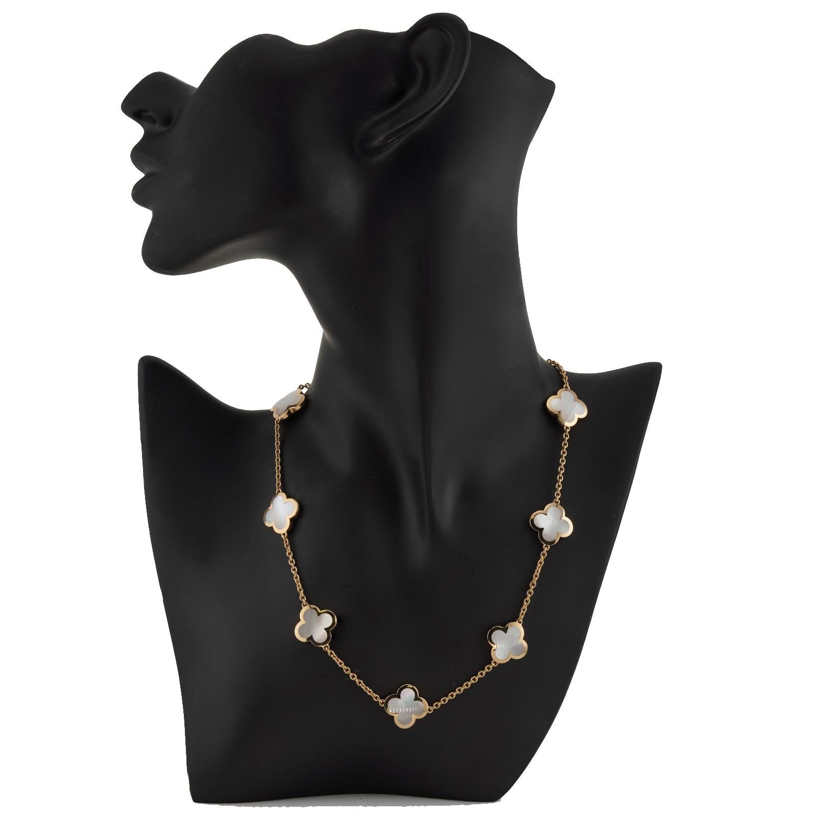 VAN CLEEF & ARPELS Pure Alhambra 9 Motifs Mother-of-Pearl 18k Yellow Gold Neckla In Excellent Condition In New York, NY