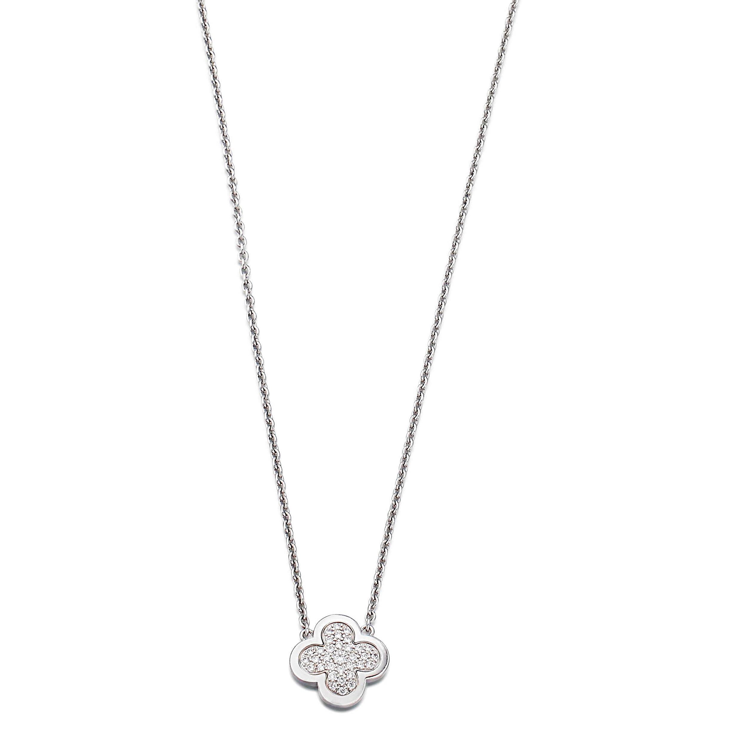 Van Cleef & Arpels Halskette mit Anhänger aus Weißgold mit reinem Alhambra-Diamant (Rundschliff) im Angebot