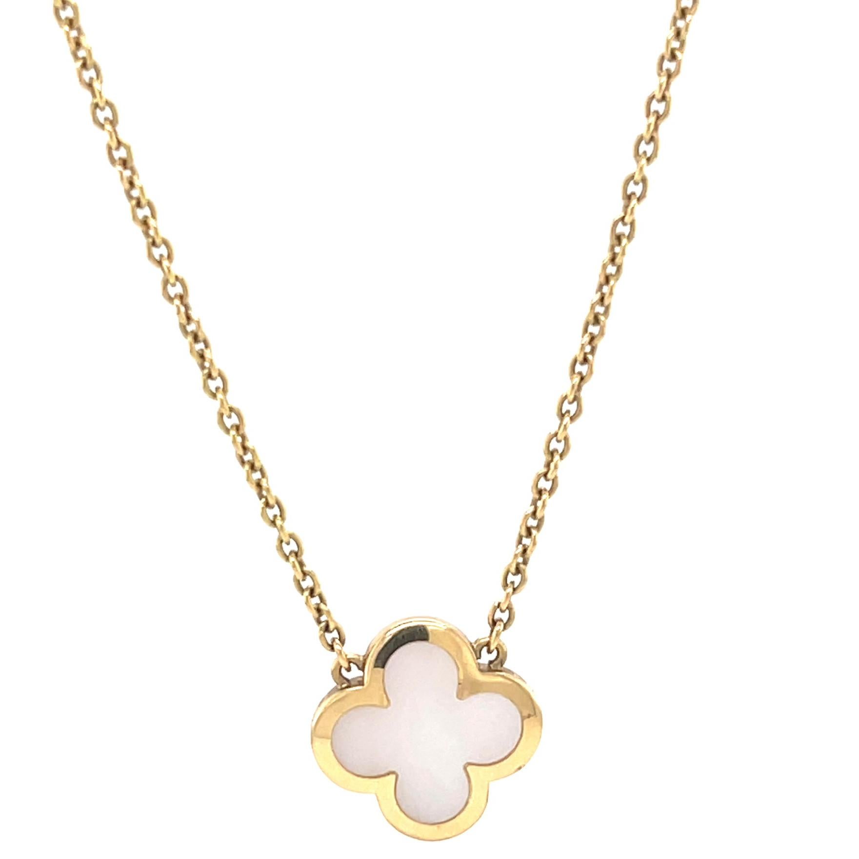 pure alhambra pendant