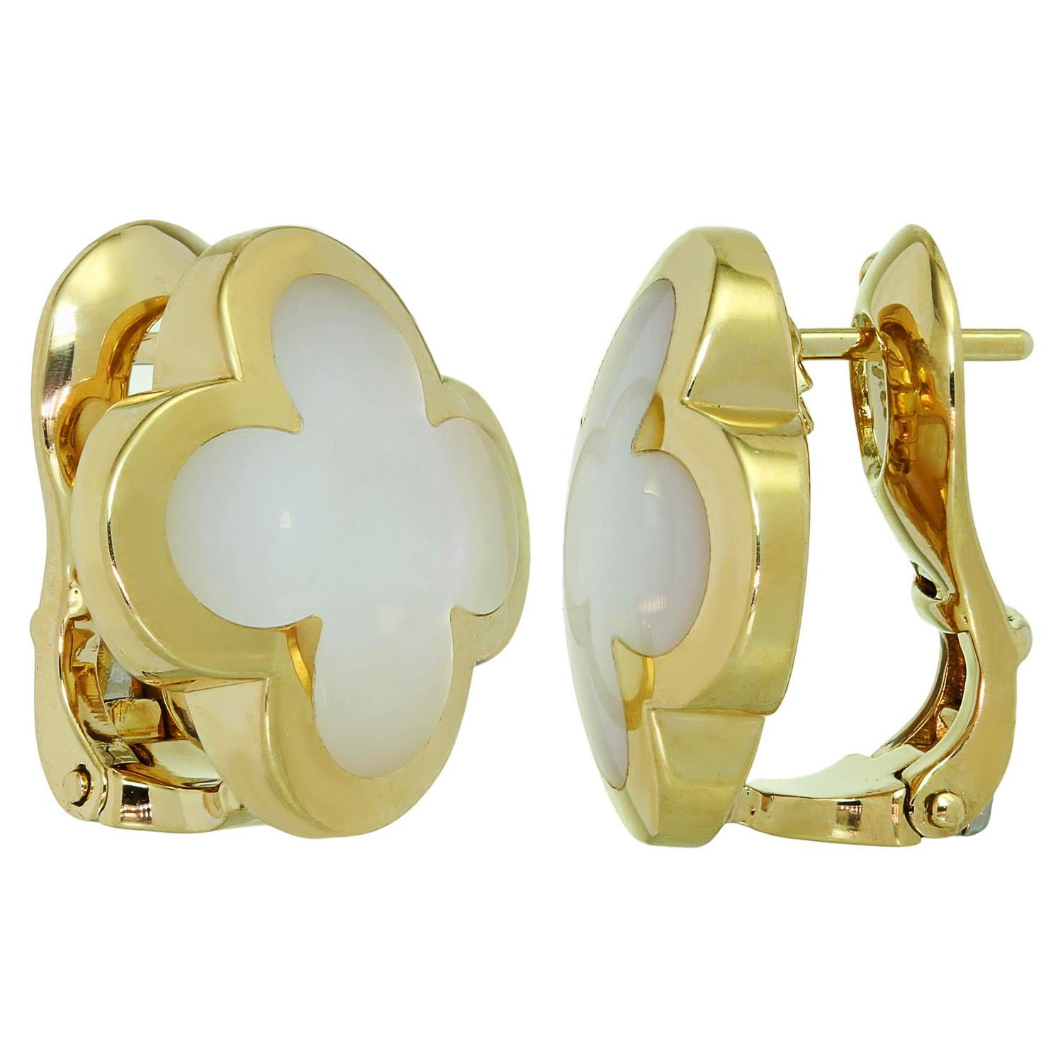 VAN CLEEF & ARPELS Pure Alhambra Mother-of-Pearl 18k Yellow Gold Earrings In Excellent Condition In New York, NY