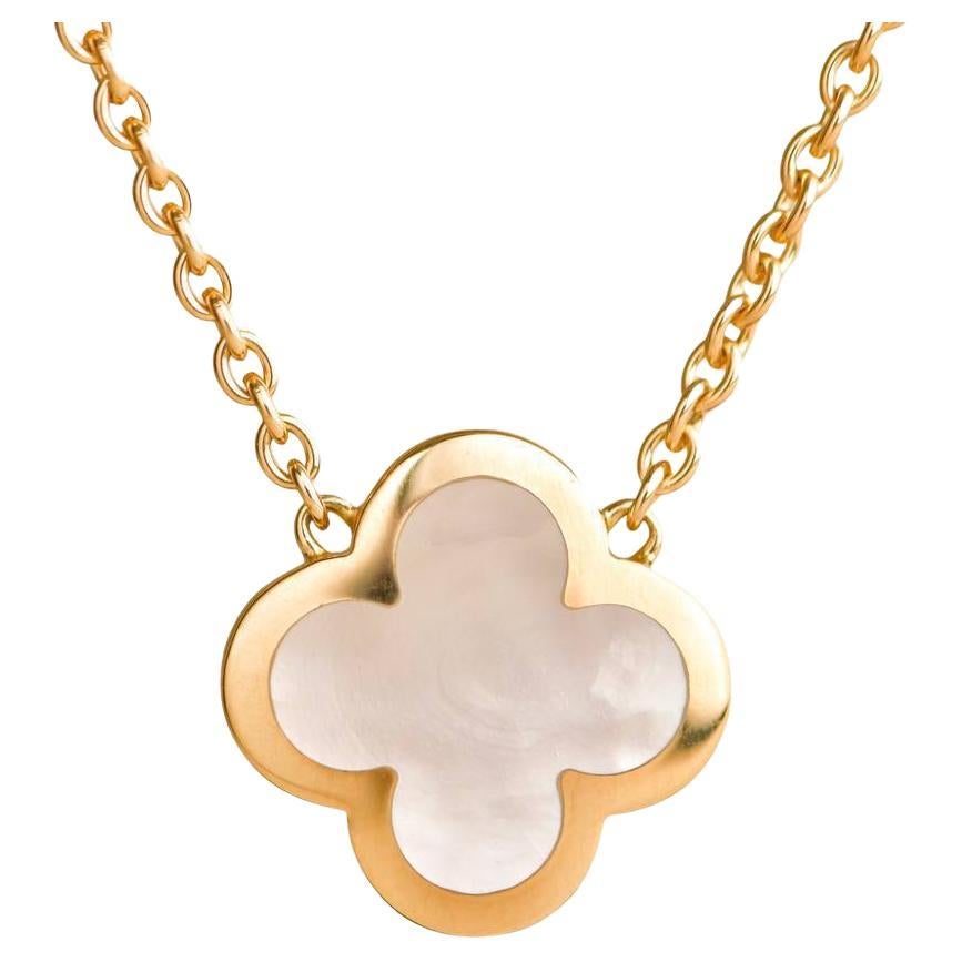 Van Cleef & Arpels Collar Colgante Puro Alhambra Madreperla Oro Amarillo 18K en venta