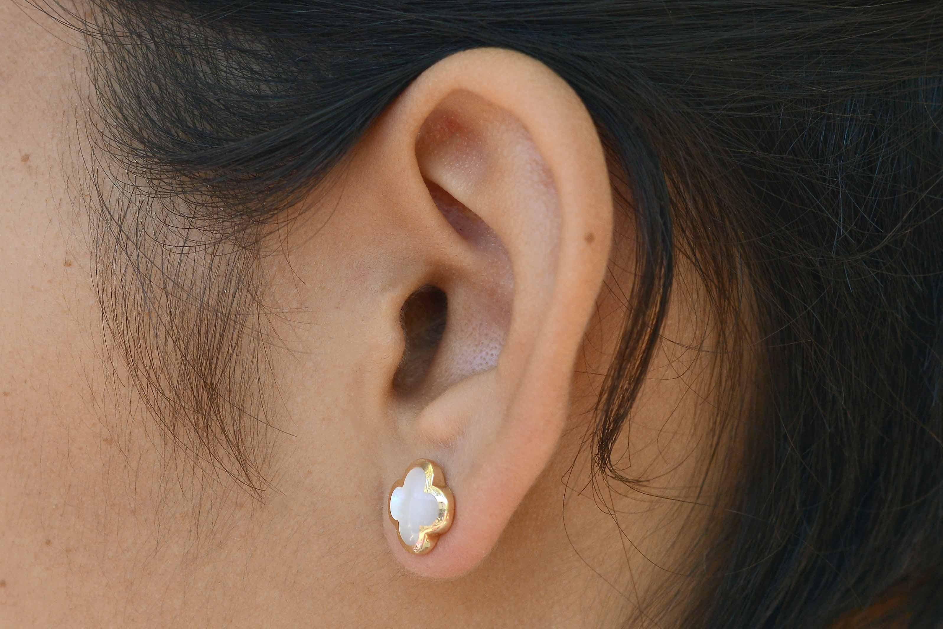pure alhambra earrings