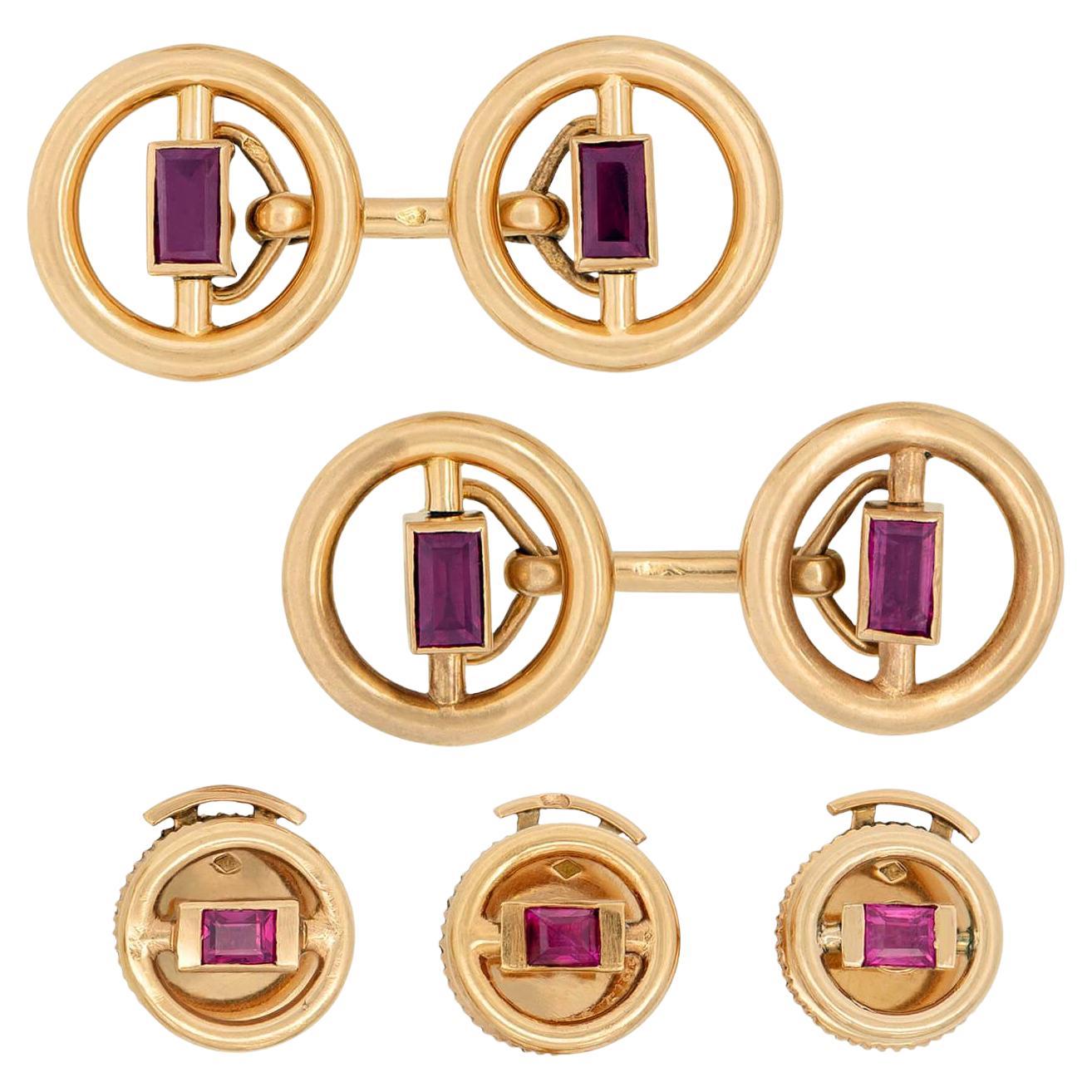 VAN CLEEF & ARPELS Set di gemelli e bottoni in rubino retrò a 18 carati