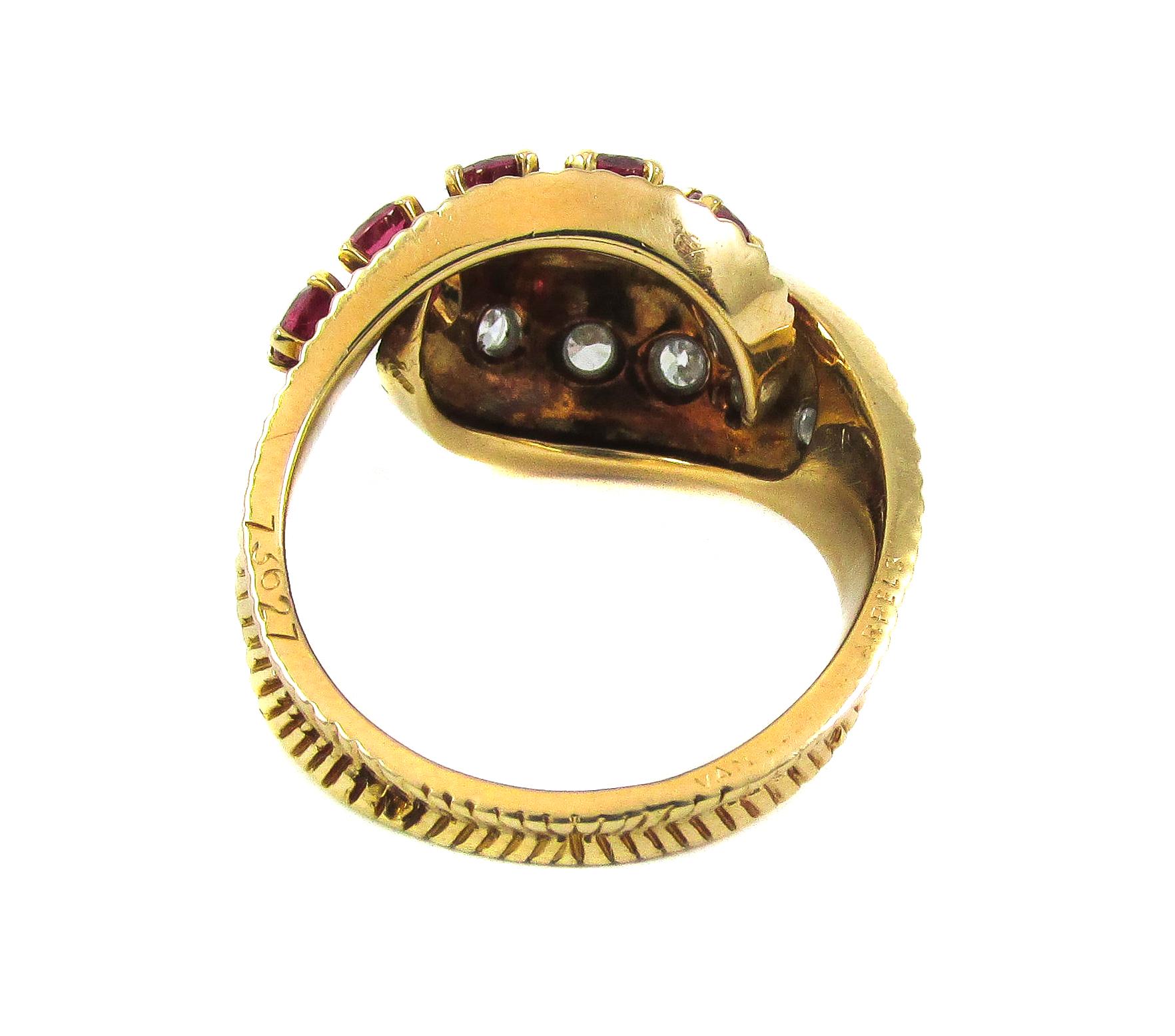 Women's or Men's Van Cleef & Arpels Retro Ruby Diamond Gold Ring
