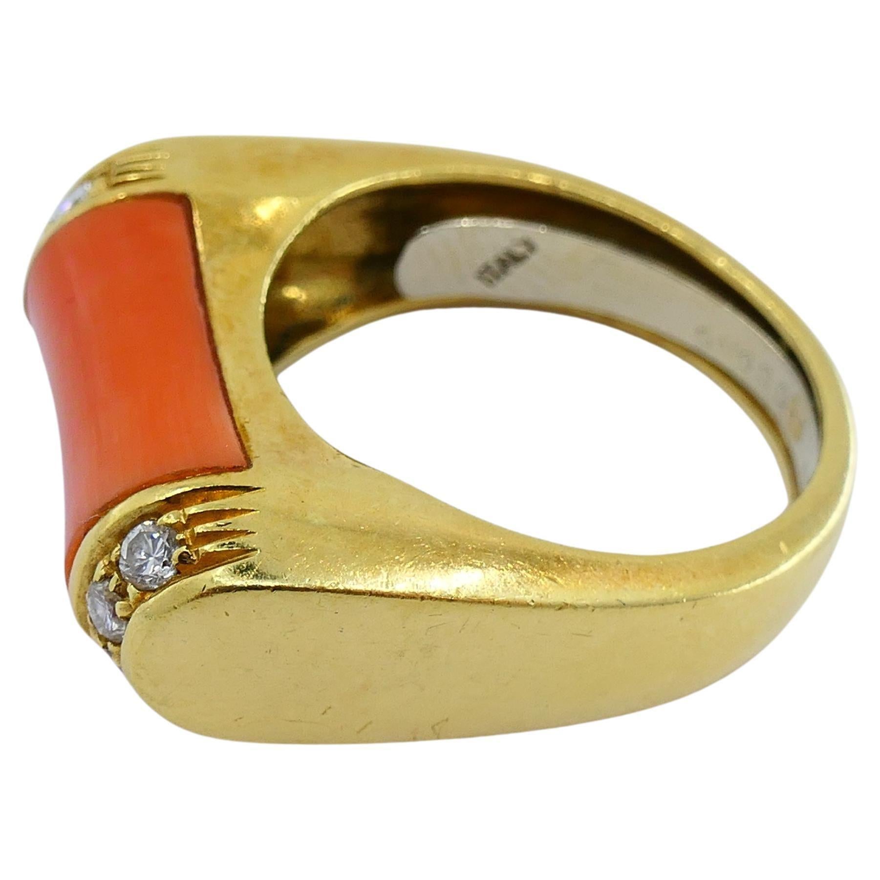 Van Cleef & Arpels Bague corail diamant or 18 carats en vente 2