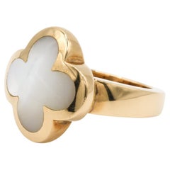 Van Cleef & Arpels Ring Pure Alhambra Shell 18ct Yellow Gold