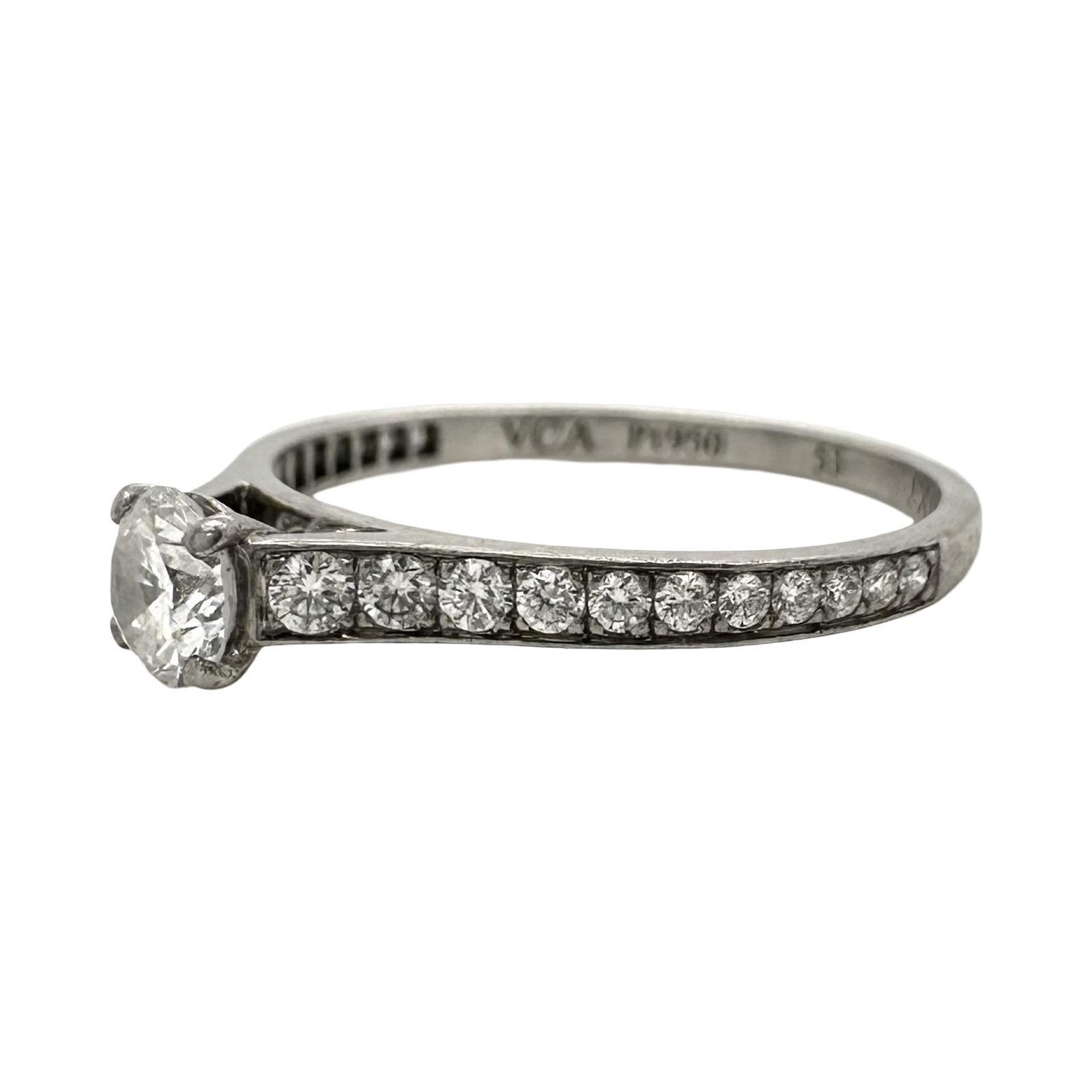 Anillo de compromiso de diamantes solitario Van Cleef & Arpels Romance en platino en Bueno estado para la venta en Miami, FL