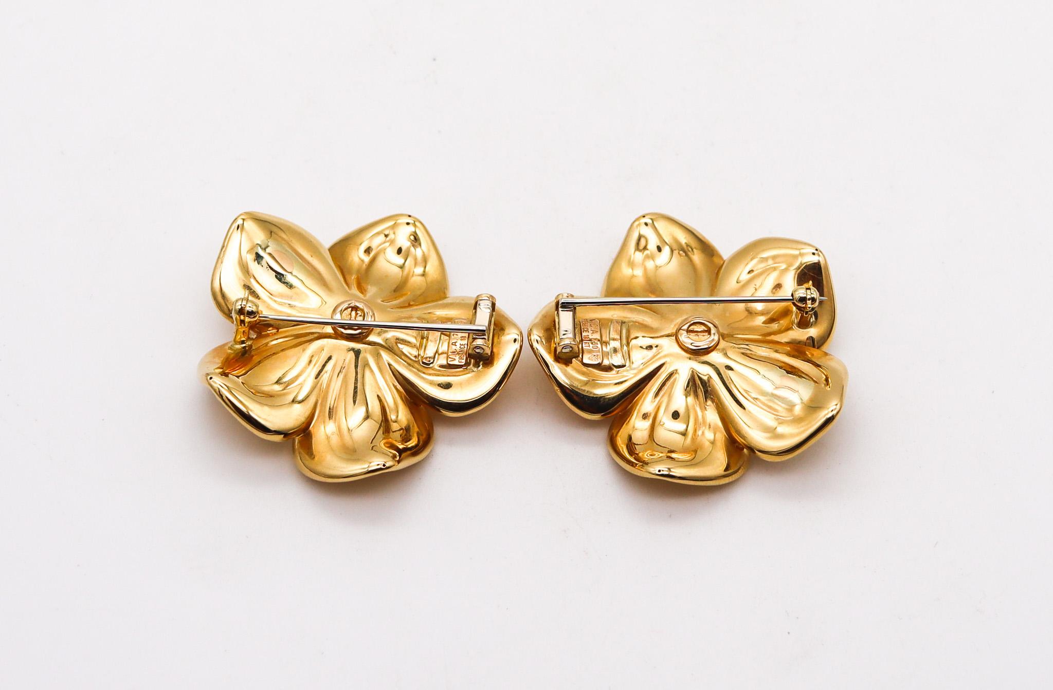 Van Cleef & Arpels Rose De Noel Umwandelbare Halskette aus 18 Karat Gold und Diamanten (Brillantschliff) im Angebot