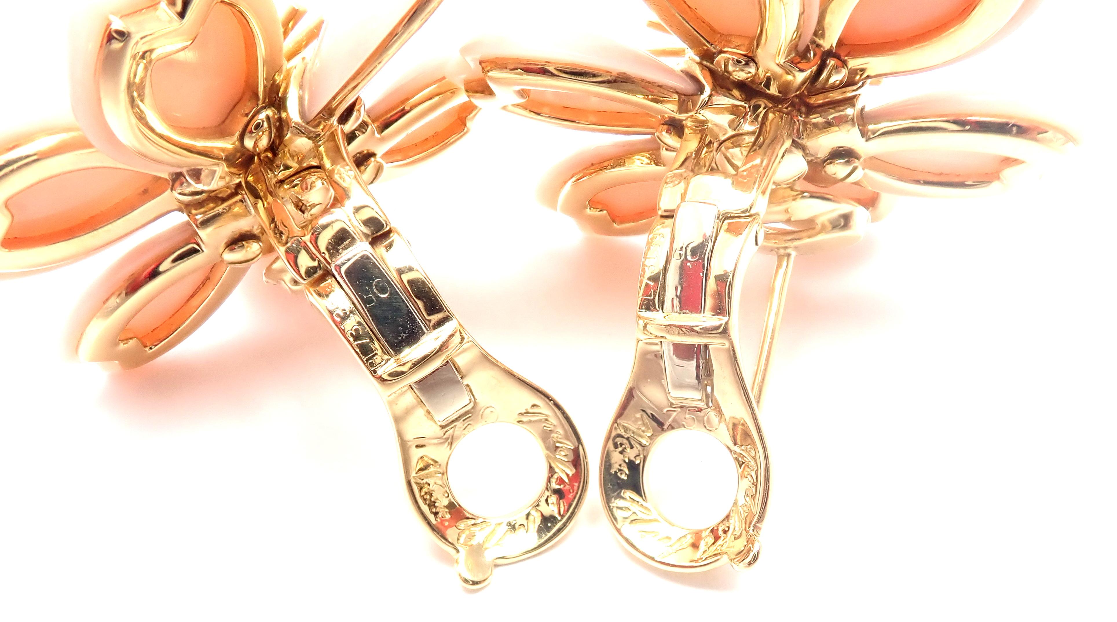 Women's or Men's Van Cleef & Arpels Rose de Noel Diamond Coral Flower Yellow Gold Earrings