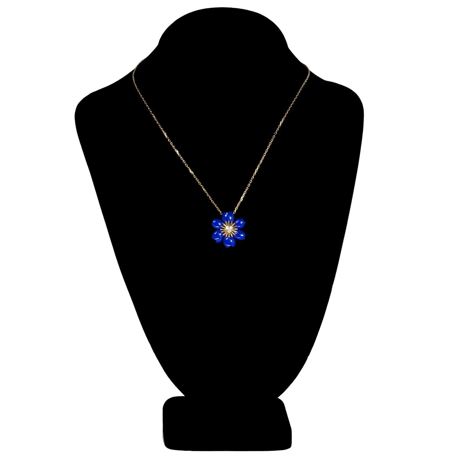 Van Cleef & Arpels Rose de Noël Lapis Lazuli Pendant Necklace 1