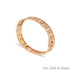 Van Cleef & Arpels Bracelet trèfles en or rose perlé de diamants VCARN5B200