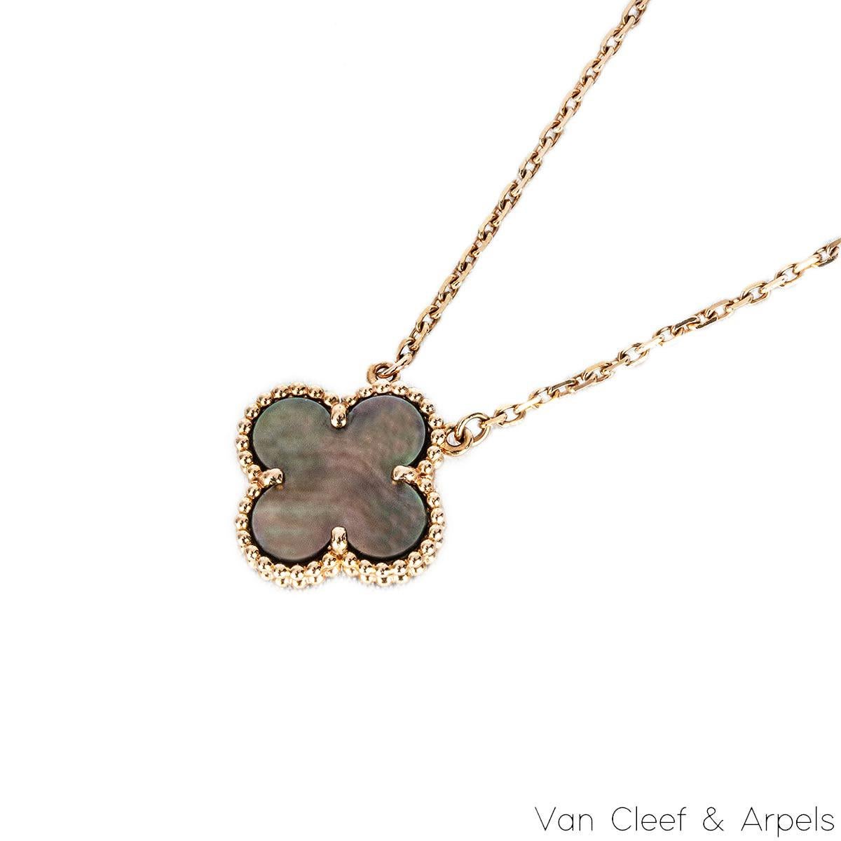 Uncut Van Cleef & Arpels Rose Gold Grey Mother of Pearl Vintage Alhambra Necklace VCAR For Sale