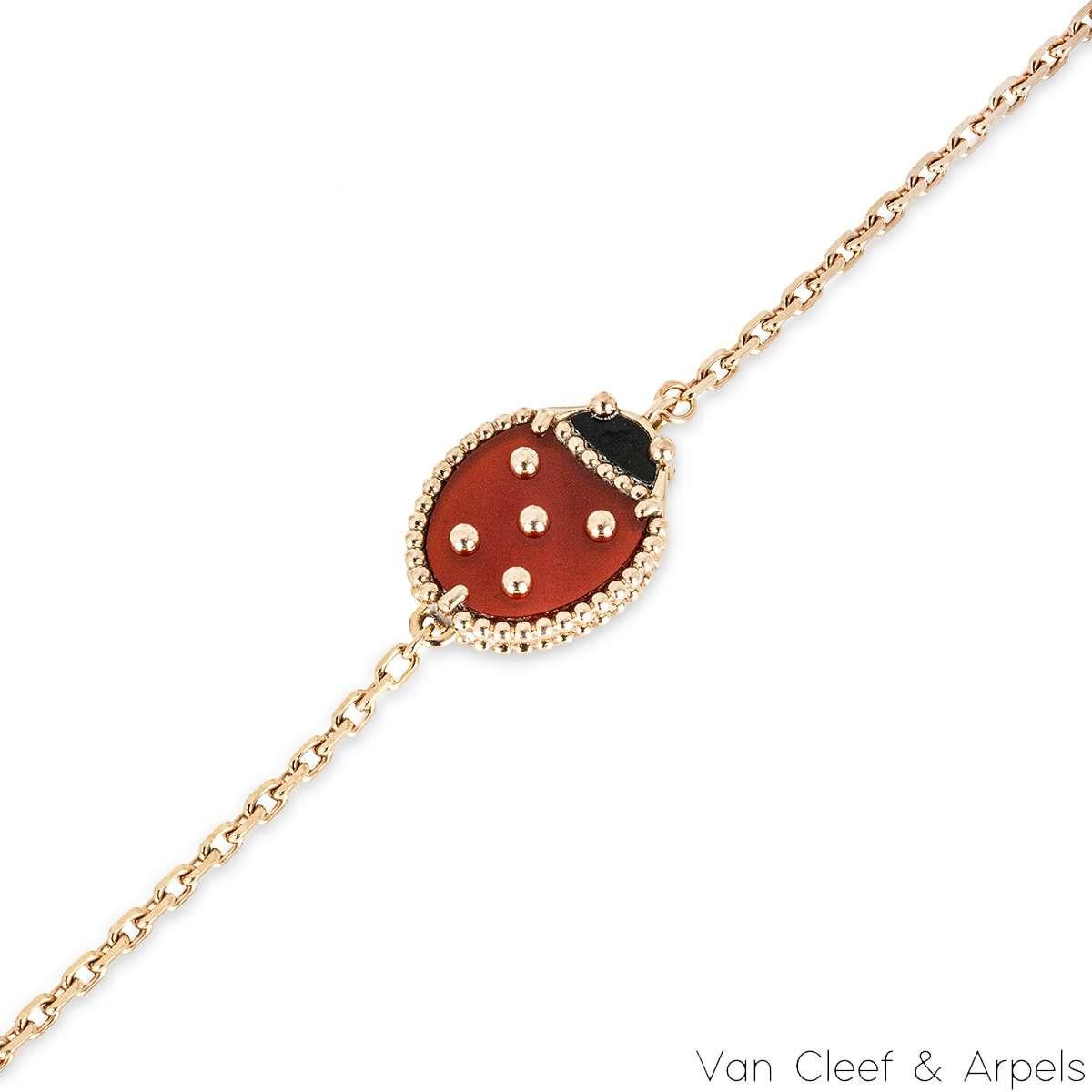 Taglio rotondo Van Cleef & Arpels Bracciale in oro rosa con la fortuna della primavera, ala chiusa e coccinella VCARP7R00 in vendita