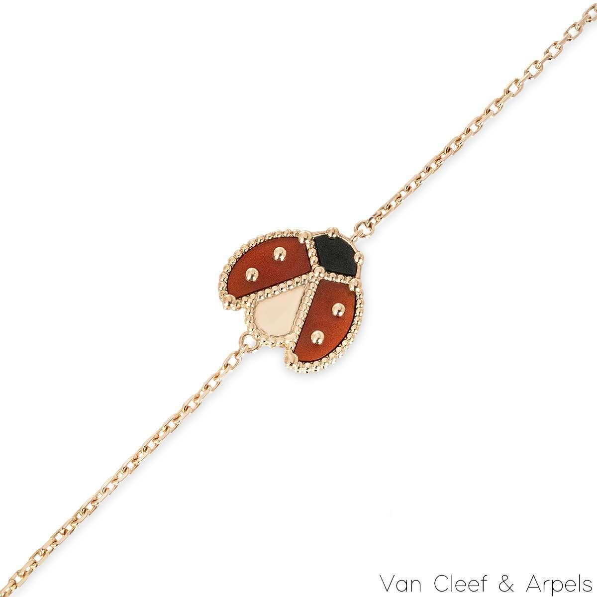 Taglio rotondo Van Cleef & Arpels Bracciale in oro rosa con ali aperte Coccinella VCARP7R100 in vendita