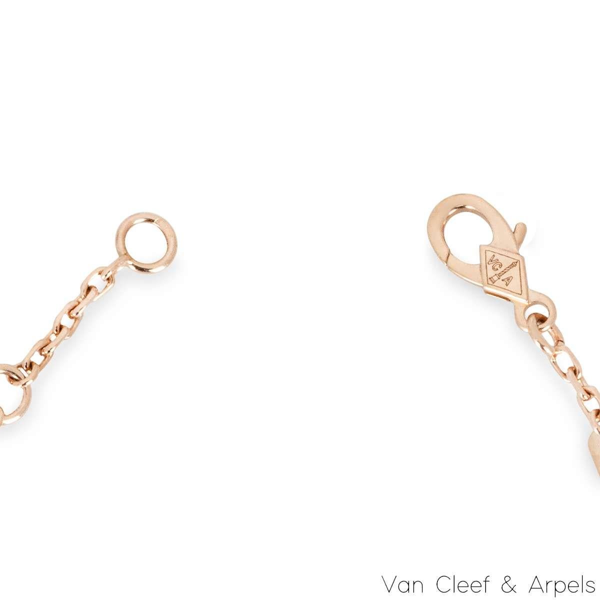 Van Cleef & Arpels Bracciale in oro rosa con ali aperte Coccinella VCARP7R100 In condizioni ottime in vendita a Mayfair, London, London