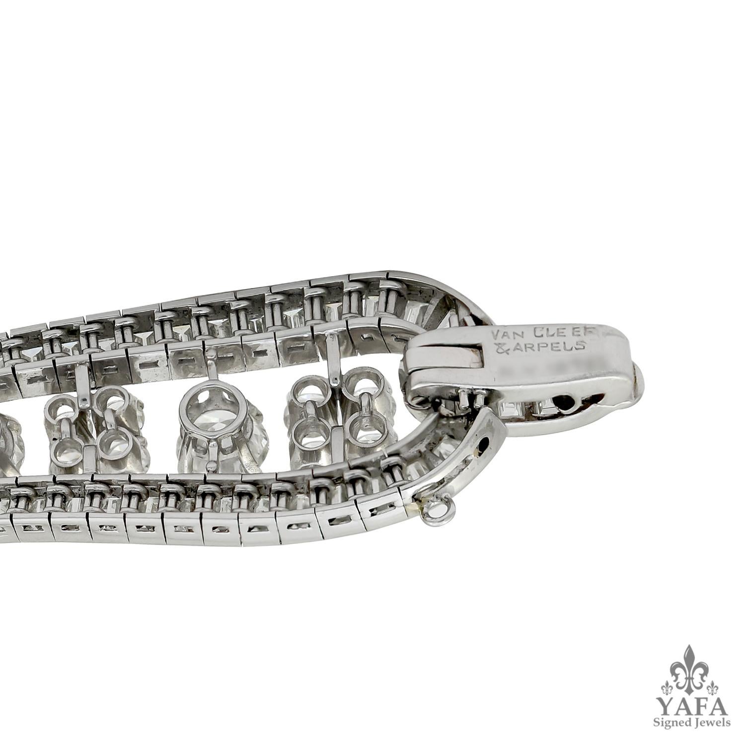 Van Cleef & Arpels Round & Baguette Diamond Bracelet For Sale 2