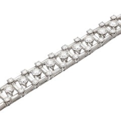 Van Cleef & Arpels Armband mit rundem Brillanten und Diamanten im Baguetteschliff