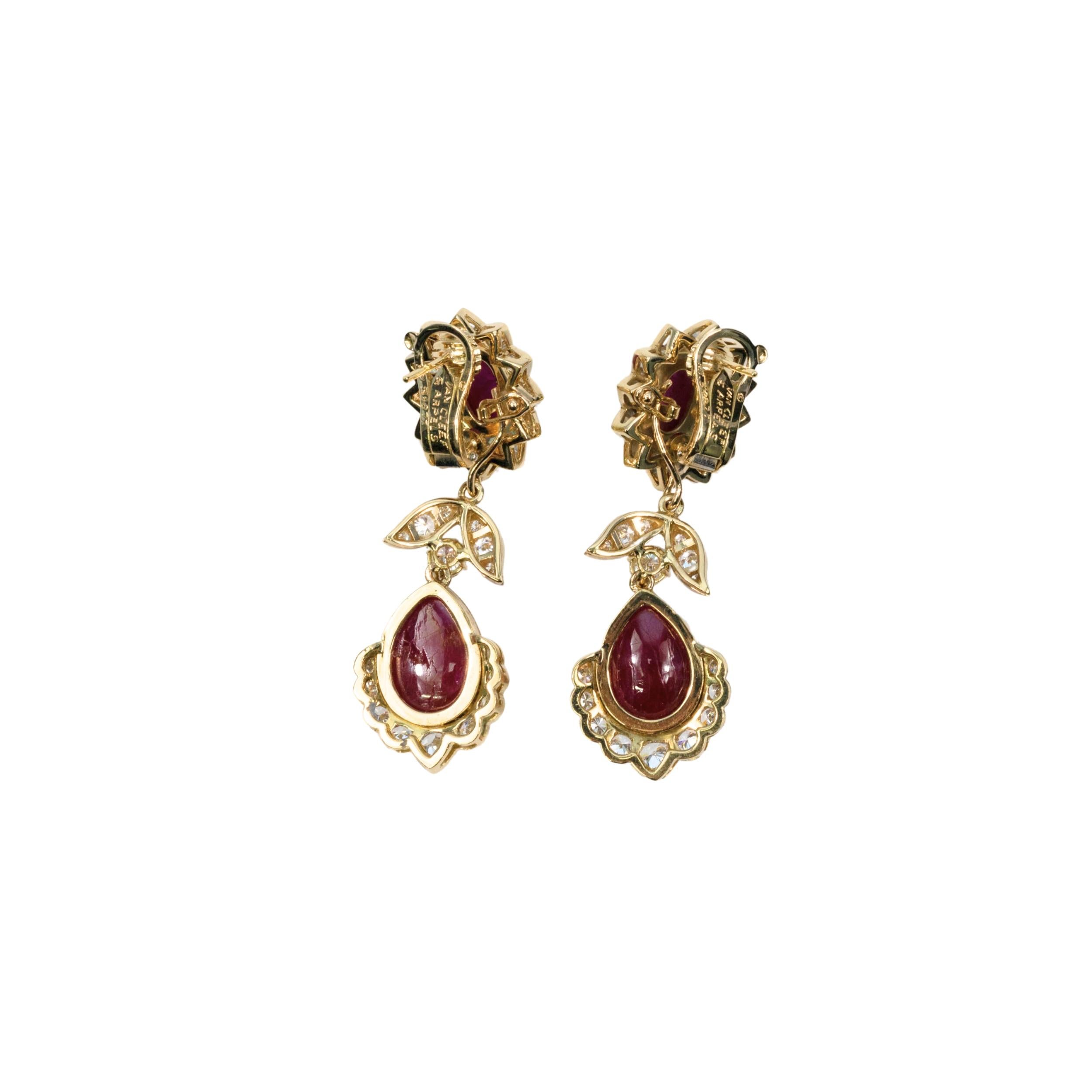 da uomo o donna Orecchini a goccia con rubino e diamanti Van Cleef & Arpels in vendita