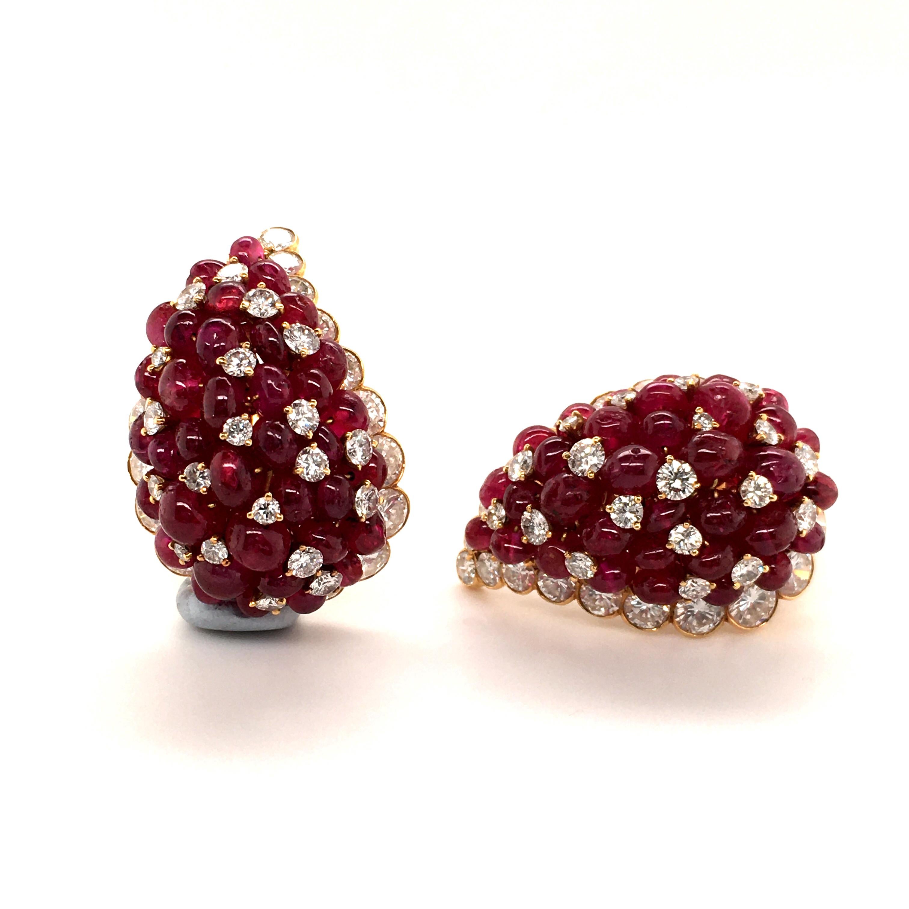 Van Cleef & Arpels Ruby and Diamond Ear Clips in Yellow Gold 750 3