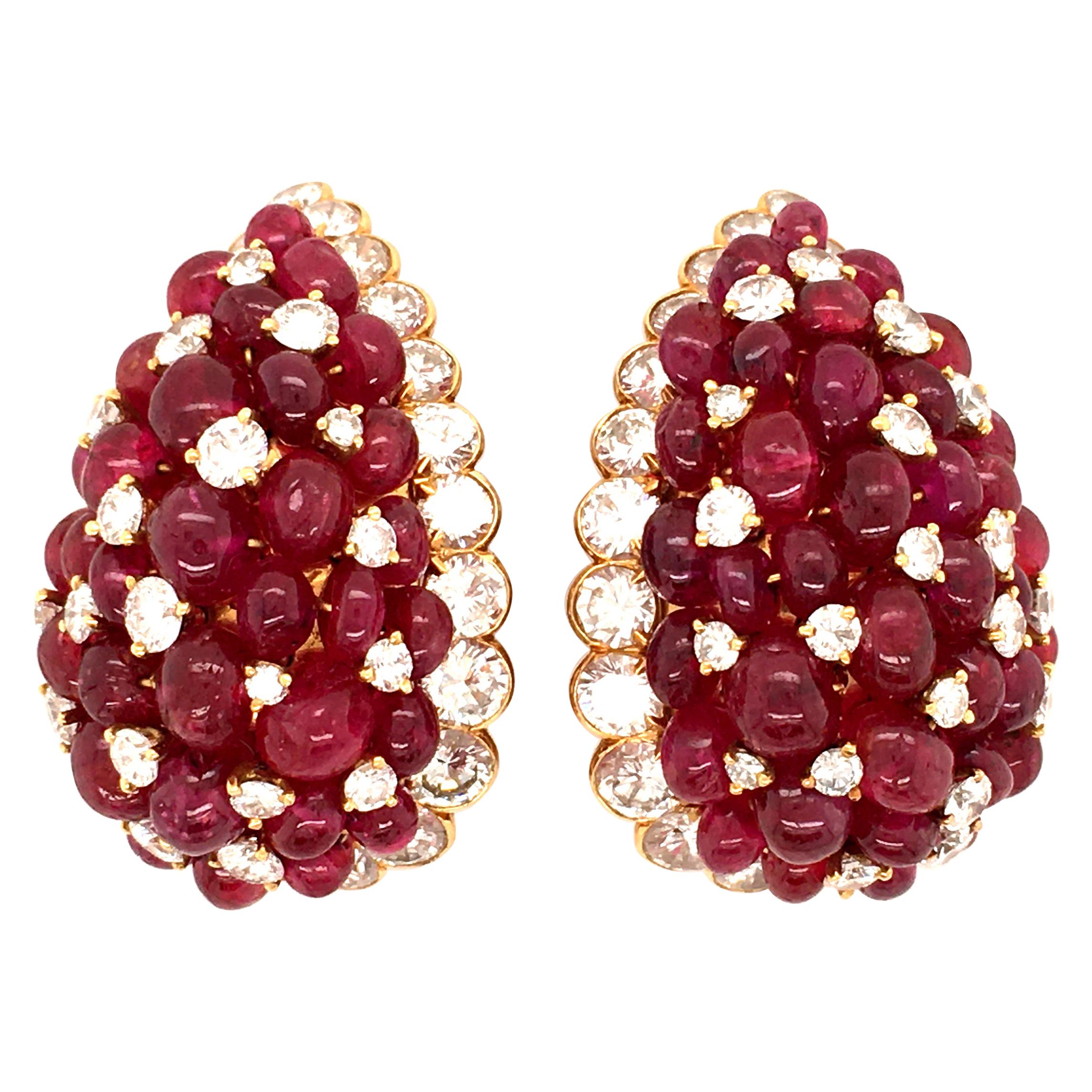 Van Cleef & Arpels Ruby and Diamond Ear Clips in Yellow Gold 750