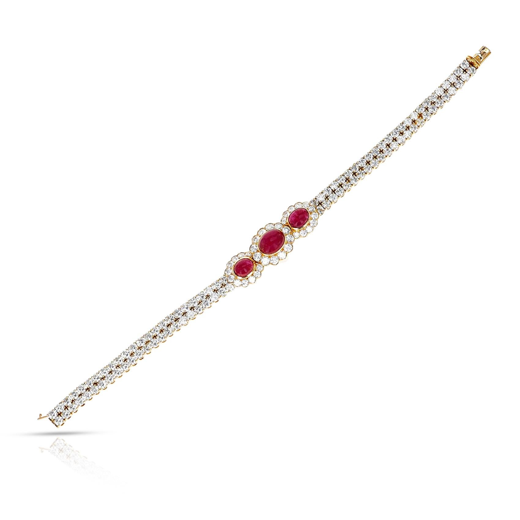 Van Cleef & Arpels Ruby Cabochon and Diamond Bracelet and Necklace Set, 18k For Sale 7