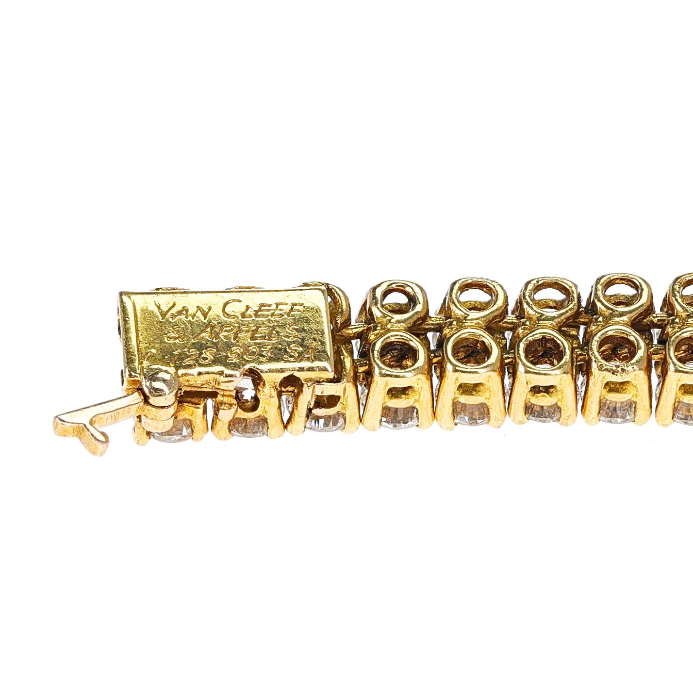 Van Cleef & Arpels Rubin-Cabochon- und Diamant-Armband und Halskette, 18 Karat für Damen oder Herren im Angebot
