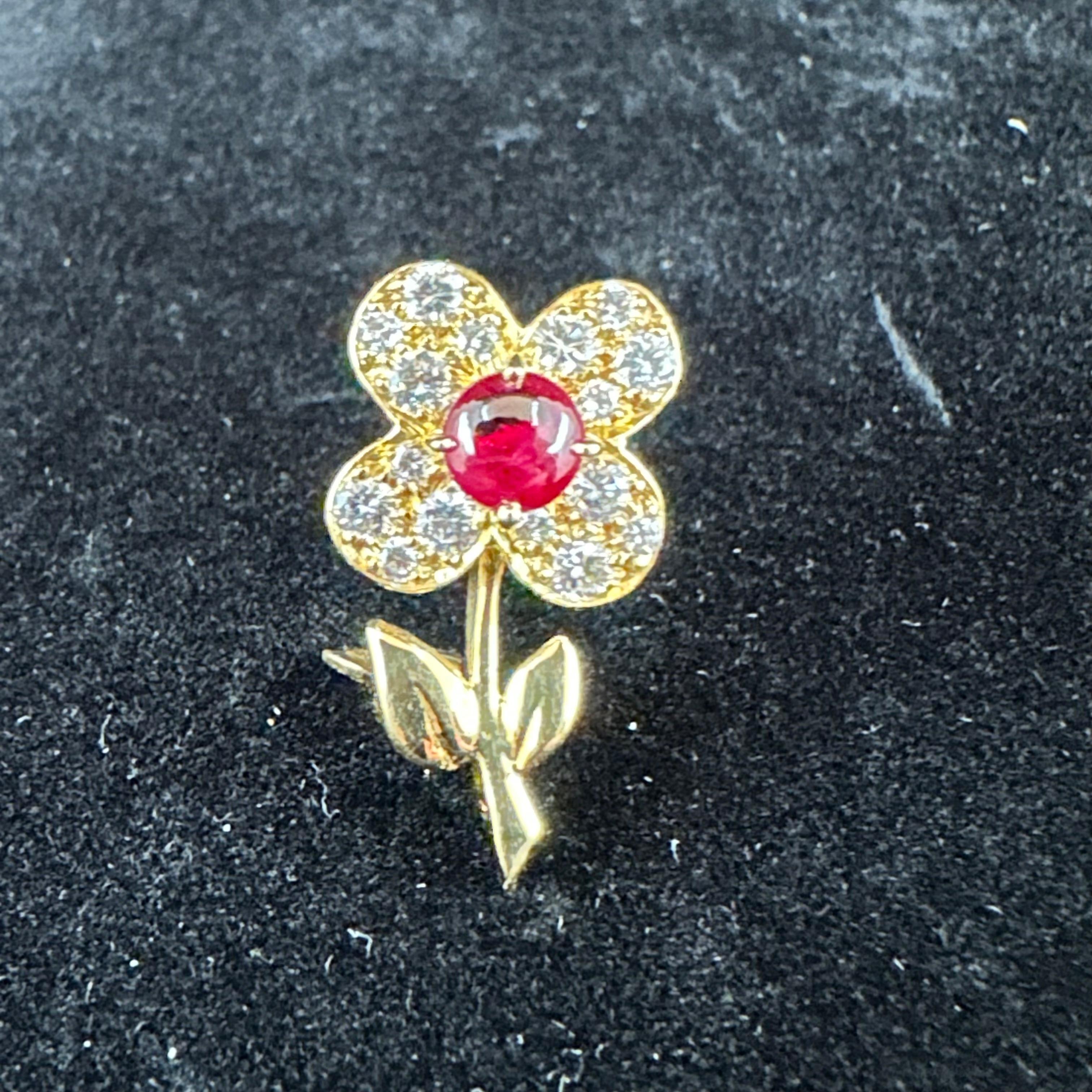 Van Cleef & Arpels Ruby Diamond Pin 18k Yellow Gold In Excellent Condition For Sale In Beverly Hills, CA