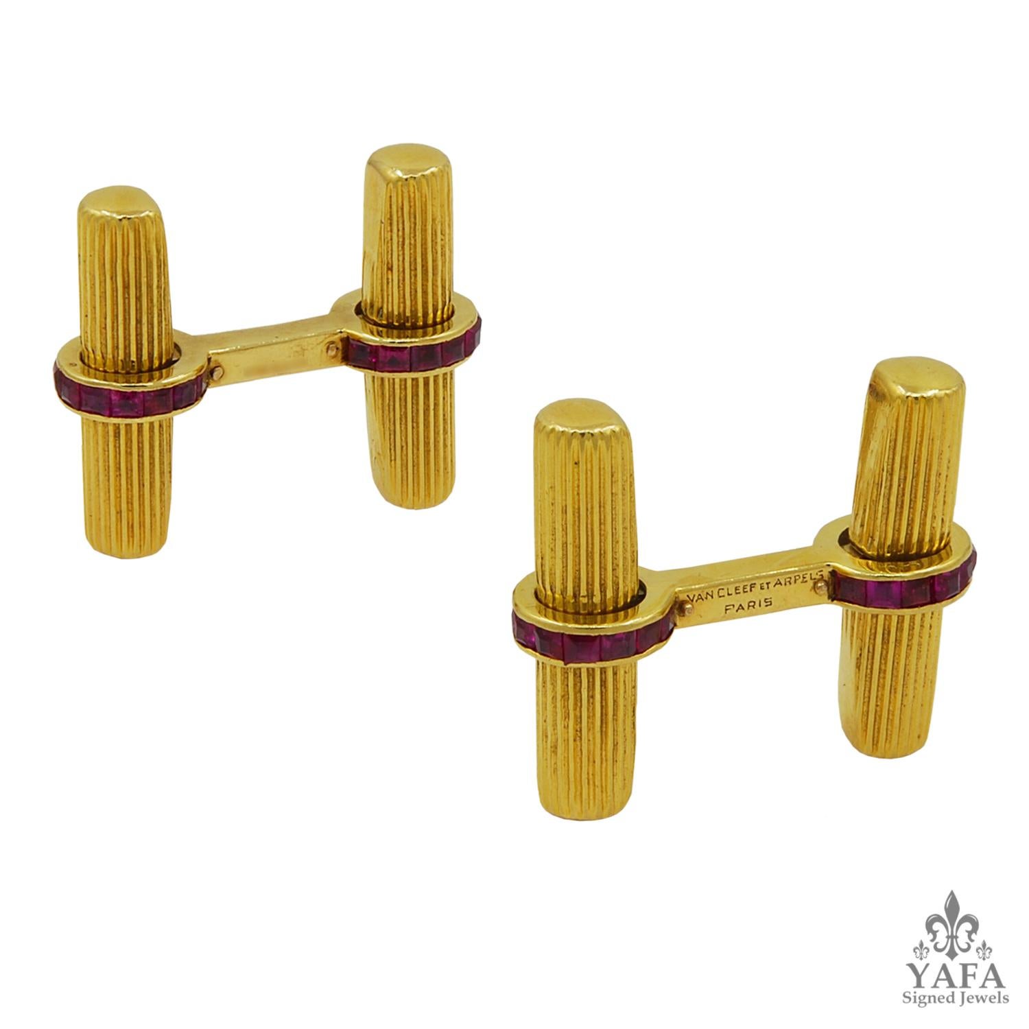 Van Cleef & Arpels Vintage Ruby Gold Baton Cufflinks
An 18k yellow gold Baton cufflinks, set with ruby, signed Van Cleef & Arpels
circa 1970s; French
