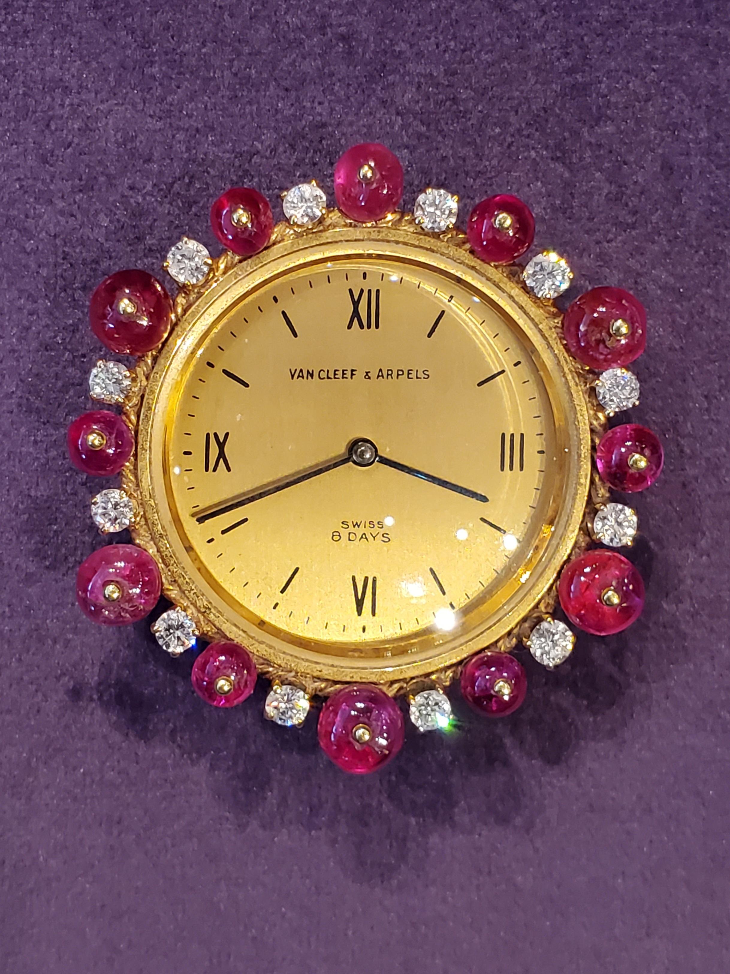 Van Cleef & Arpels Pendentif montre rubis Excellent état - En vente à New York, NY