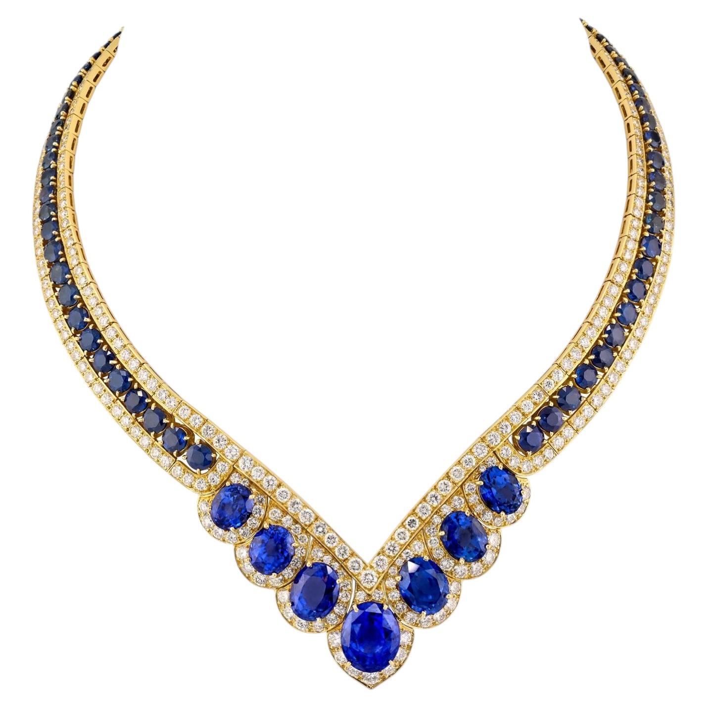 Collana Van Cleef & Arpels con zaffiri e diamanti in oro giallo 18 carati