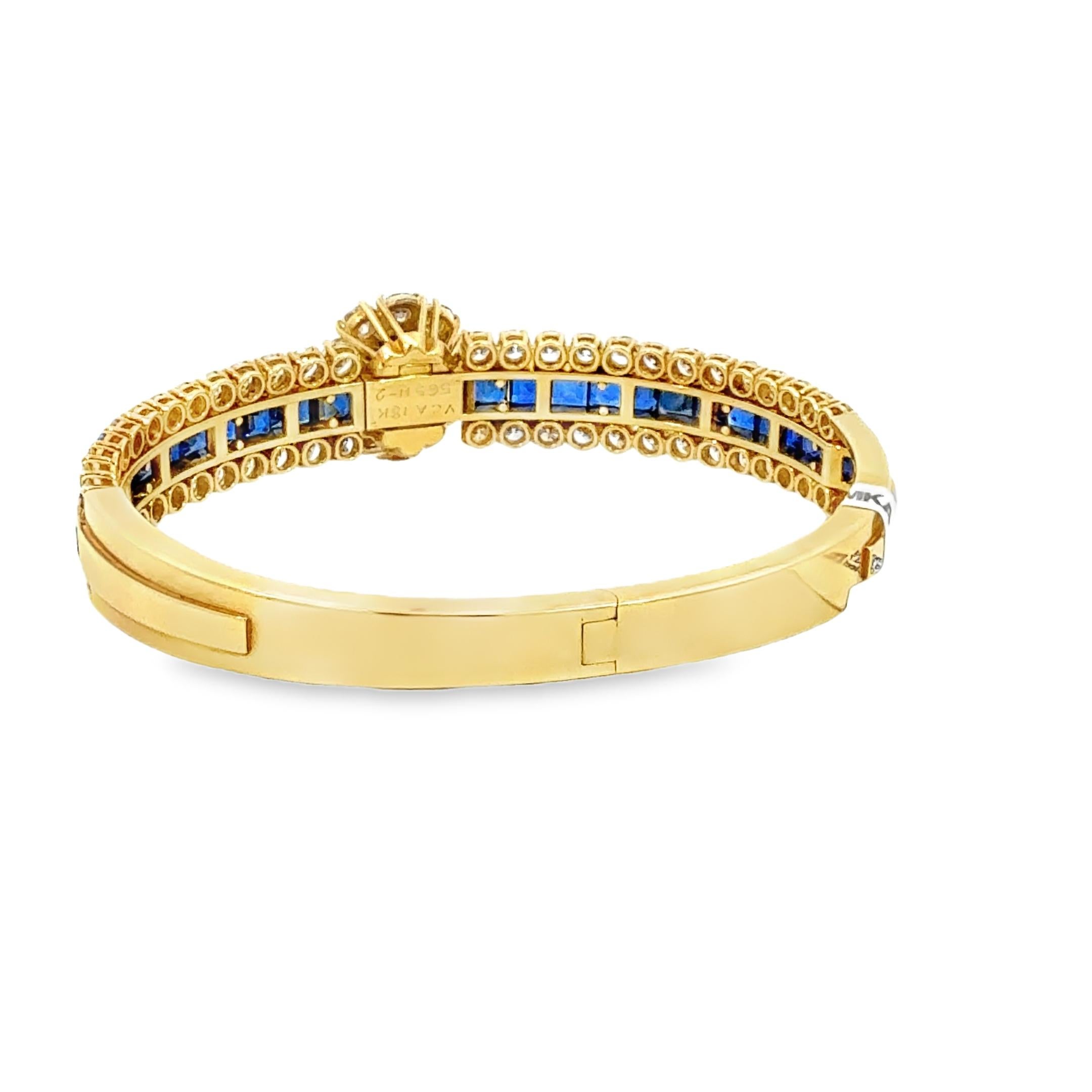 Van Cleef & Arpels Sapphire and Diamond Retro Vintage Bangle Bracelet 3