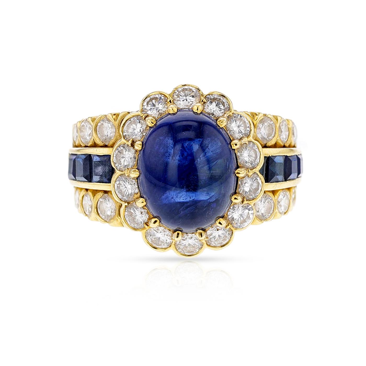 Van Cleef & Arpels Sapphire Cabochon and Diamond Floral Ring, 18k In Excellent Condition In New York, NY