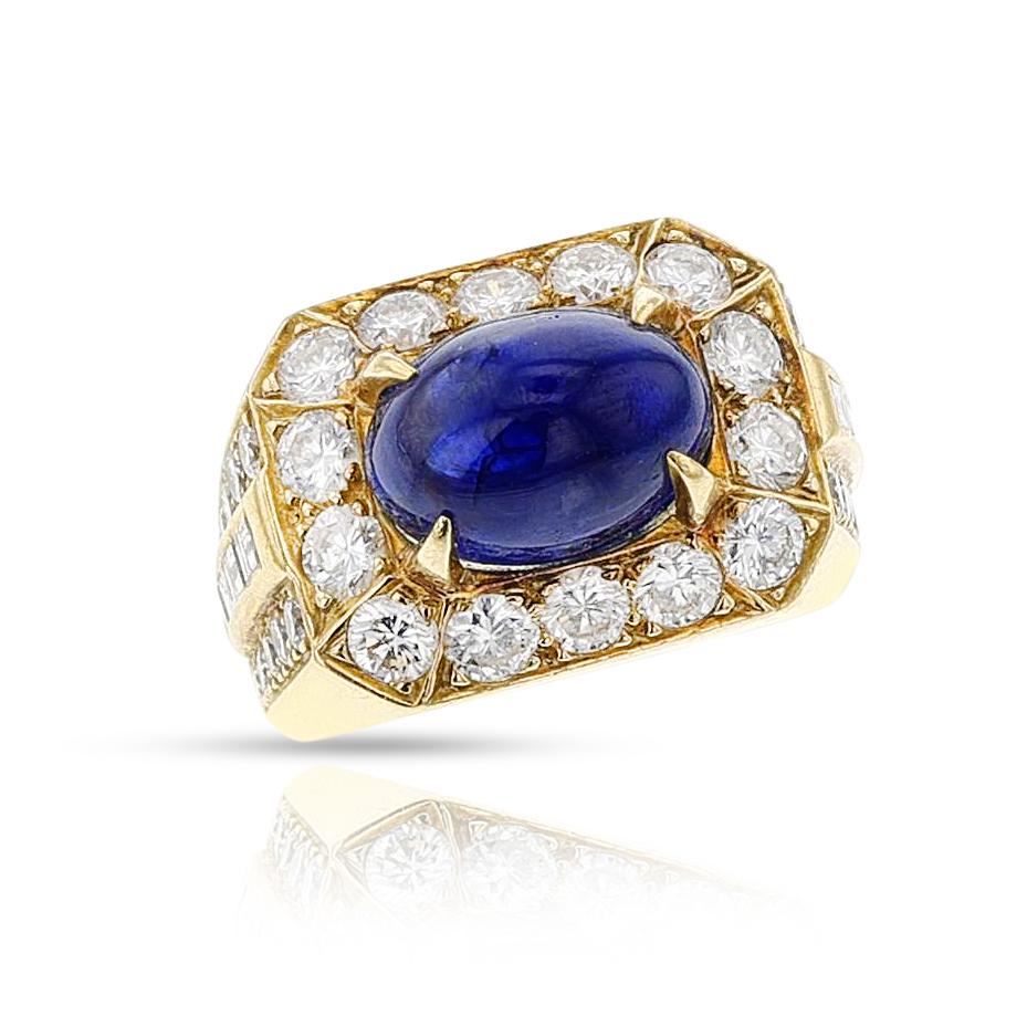 Women's or Men's Van Cleef & Arpels Sapphire Cabochon and Diamond Ring, 18k For Sale