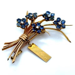 Van Cleef & Arpels Sapphire Diamond 18 Karat Yellow Gold Forget-Me-Not Brooch