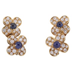 Van Cleef & Arpels - Orecchini a fiore con zaffiro e diamante in oro giallo 18 ct.