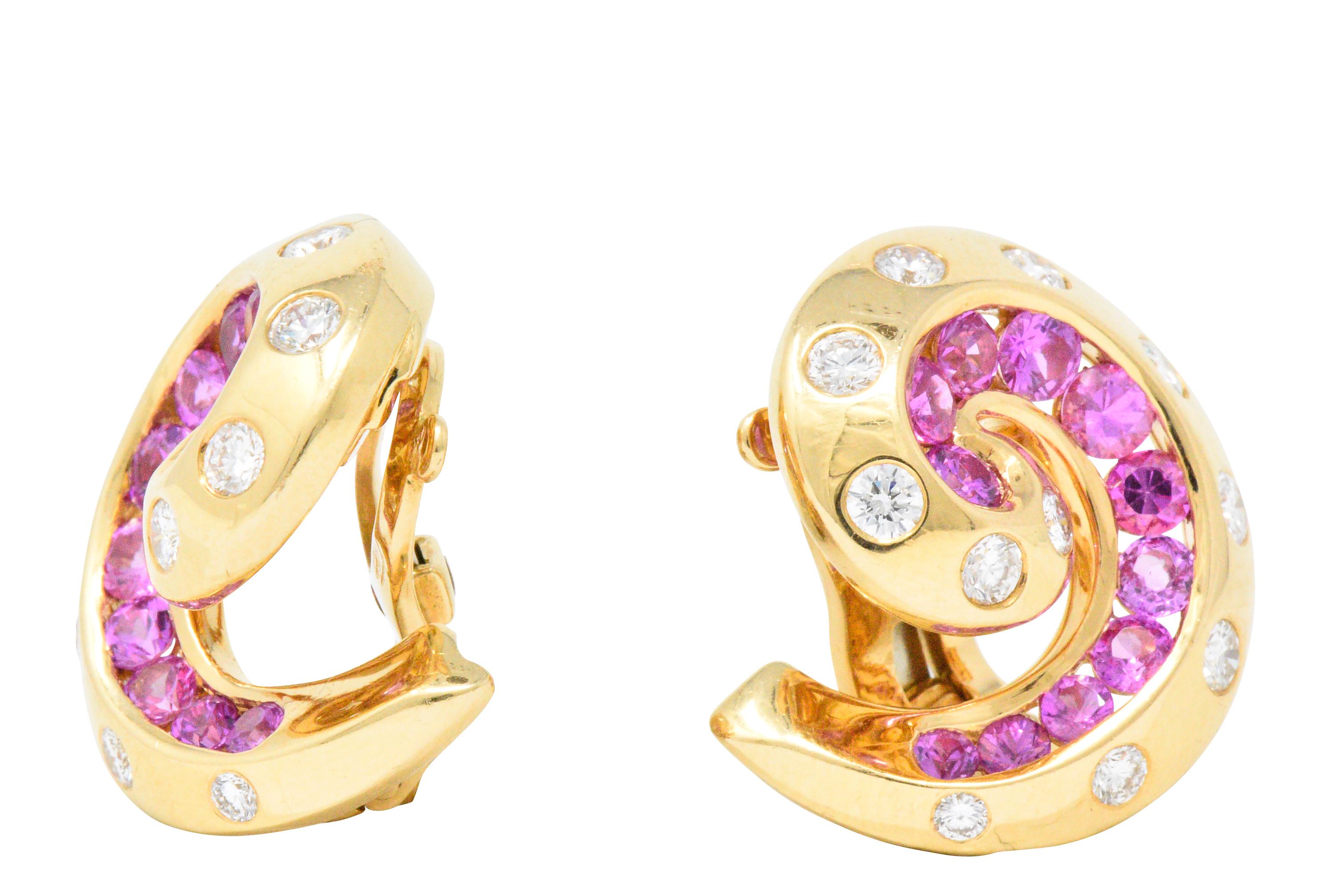 Round Cut Van Cleef & Arpels Sapphire Diamond and 18 Karat Gold Ear-Clips Earrings