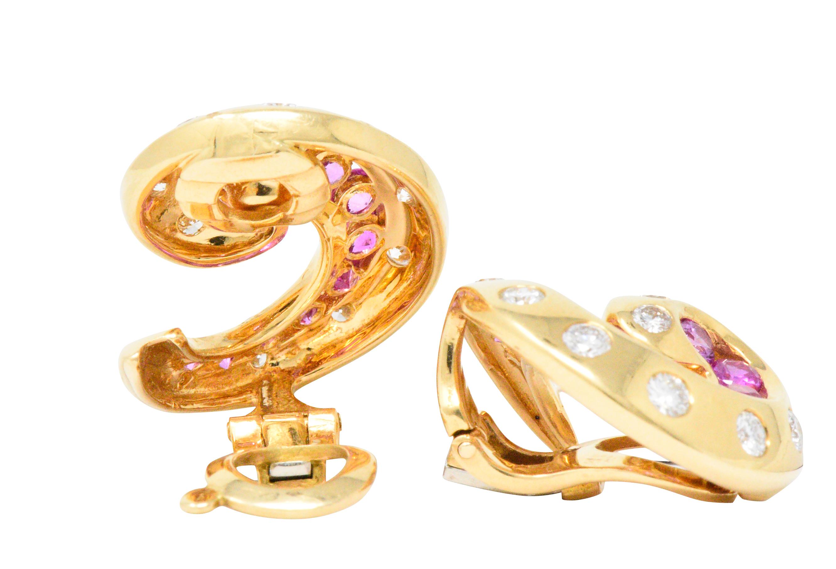 Women's or Men's Van Cleef & Arpels Sapphire Diamond and 18 Karat Gold Ear-Clips Earrings